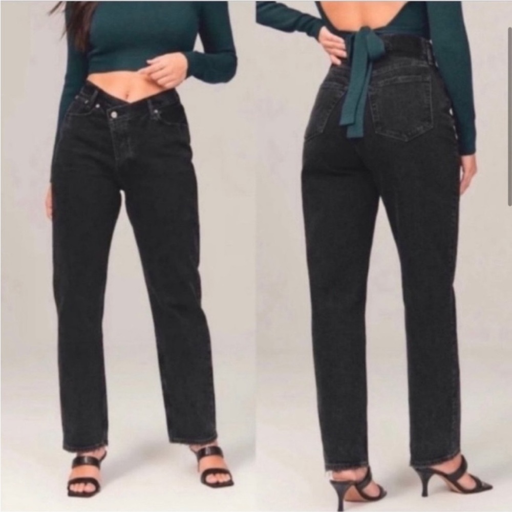 Abercrombie & Fitch The Dad High Rise Curve Love Cris Cross Jeans SHORT